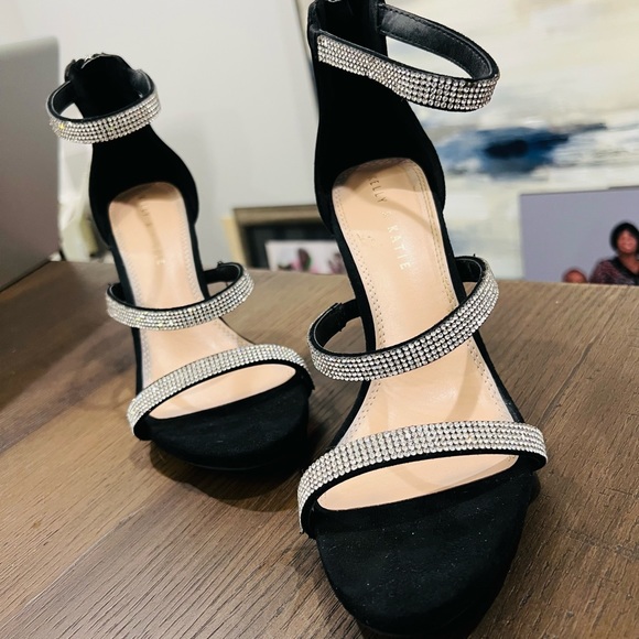 KELLY & KATIE Sandals / Size 9M - Picture 5 of 6